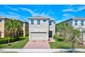 816 NW Leonardo Circle, Port Saint Lucie, FL 34986 Sold 04/30/24