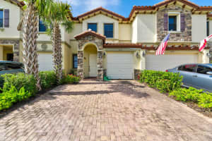 4022 Devenshire Ct, Coconut Creek, FL 33073, Sold 03/12/24