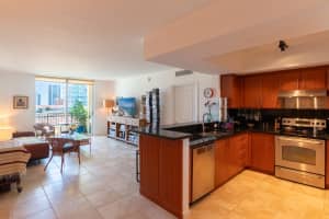 403 S Sapodilla Avenue 411, West Palm Beach, FL 33401 Sold 11/07/24