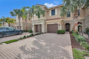 10343 Wellington Parc Drive, Wellington, FL 33449 Sold 07/03/24
