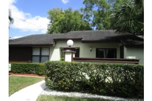286 Amber Court, Royal Palm Beach, FL 33411 Sold 08/01/24