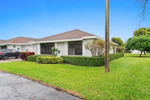 9880 Chestnut Tree Terrace B, Boynton Beach, FL 33436 Sold 04/24/24