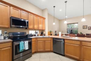 1033 Grove Park Circle, Boynton Beach, FL 33436 Sold 05/23/24