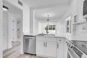 2840 SW 22nd Avenue 3180, Delray Beach, FL 33445 Sold 05/03/24