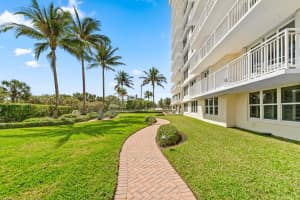 500 Ocean Drive W-2b, Juno Beach