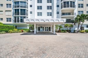400 Seasage Drive 105, Delray Beach, FL 33483 Sold 03/29/24
