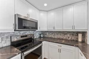 3540 S Ocean Boulevard 804e, Palm Beach, FL 33480 Sold 05/08/24