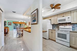 1260 Sugar Sands Boulevard 202, Singer Island, FL 33404 Sold 05/17/24