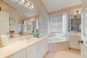 107 Saratoga Boulevard E, West Palm Beach, FL 33411 Sold 08/22/24