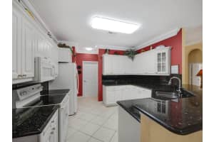 3016 Calle Valencia, West Palm Beach, FL 33409 Sold 04/12/24