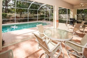 231 E Tall Oaks Circle, Palm Beach Gardens, FL 33410 Sold 05/24/24