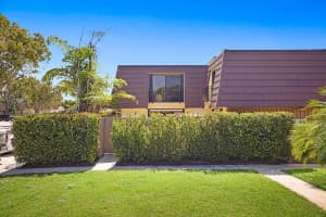 203 2nd Court, Palm Beach Gardens, FL 33410 Sold 04/30/24