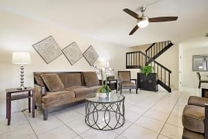 203 2nd Court, Palm Beach Gardens, FL 33410 Sold 04/30/24