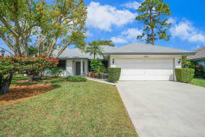 13867 Barberry Drive, Wellington, FL 33414 Sold 05/06/24