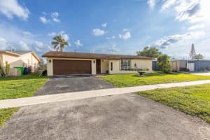10660 NW 29th Manor, Sunrise, FL 33322 Sold 10/22/24