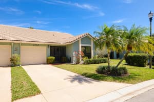 4170 Gator Trace Villas Circle B, Fort Pierce, FL 34982 Sold 04/25/24
