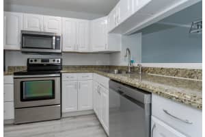 326 Northlake Drive 204, North Palm Beach, FL 33408 Sold 07/10/24