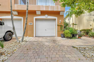 3201 Scarletta Drive, Riviera Beach, FL 33404 Sold 05/31/24