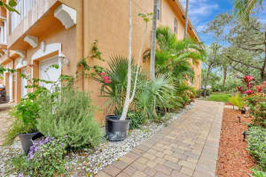 3201 Scarletta Drive, Riviera Beach, FL 33404 Sold 05/31/24