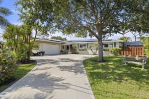 15 Palmetto Way, Tequesta, FL 33469 Sold 05/24/24