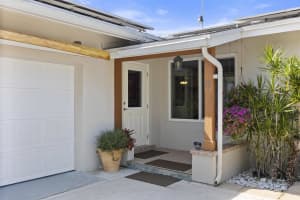 15 Palmetto Way, Tequesta, FL 33469 Sold 05/24/24