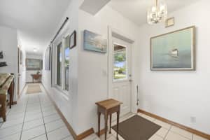 15 Palmetto Way, Tequesta, FL 33469 Sold 05/24/24