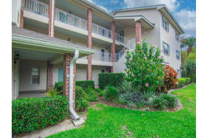 109 W Park Shores Circle 39, Vero Beach, FL 32963 Sold 05/09/24