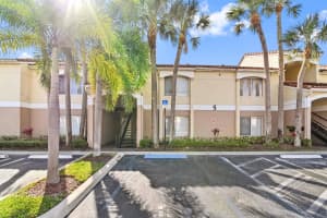 815 W Boynton Beach Boulevard 5-202, Boynton Beach, FL 33426 Sold 09/30/24