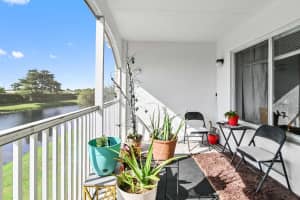 815 W Boynton Beach Boulevard 5-202, Boynton Beach, FL 33426 Sold 09/30/24