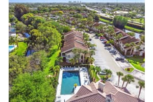 815 W Boynton Beach Boulevard 5-202, Boynton Beach, FL 33426 Sold 09/30/24