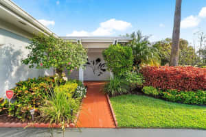 6689 Eastpointe Pines Street, Palm Beach Gardens, FL 33418 Sold 10/31/24