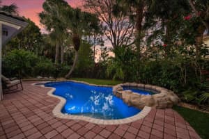 371 Columbus Street, Palm Beach Gardens, FL 33410 Sold 04/16/24