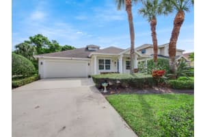 204 Clocktower Drive, Jupiter, FL 33458 Sold 02/07/25