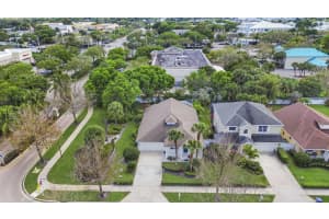 204 Clocktower Drive, Jupiter, FL 33458 Sold 02/07/25