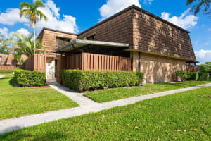 2115 21st Lane, Greenacres, FL 33463 Sold 05/06/24