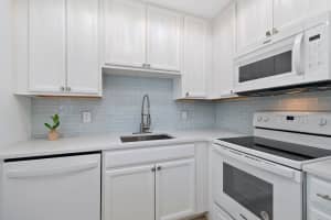 125 Waterford F 125 F, Delray Beach, FL 33446 Sold 06/18/24