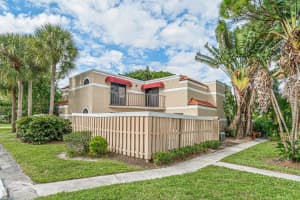 4235 Village Dr UNIT C, Delray Beach, FL 33445, Sold 05/23/24