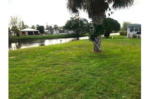 20 Madrid Lane, Port Saint Lucie, FL 34952 - MLS#R10969472