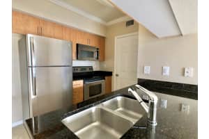 6386 Emerald Dunes Dr APT 103, West Palm Beach, FL 33411, Sold 05/15/24
