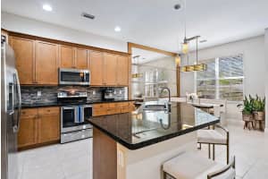 5238 Cambridge Ct, Palm Beach Gardens, FL 33418, Sold 06/05/24