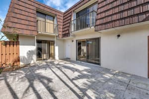 5844 SE Riverboat Dr #318, Stuart, FL 34997, Sold 07/15/24