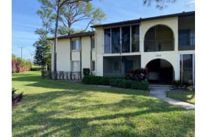 124 Lake Pine Circle C-1, Greenacres, FL 33463 Sold 05/29/24