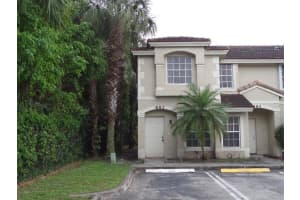 882 Summit Lake Drive, West Palm Beach, FL 33406 Sold 06/03/24