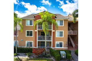 3880 Lyons Rd Apt 203-7, Coconut Creek, FL 33073, Sold 08/27/24
