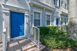 234 W Thatch Palm Circle, Jupiter, FL 33458 Sold 11/12/24