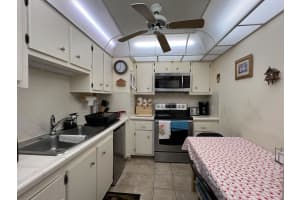 5600 N Flagler Drive 802, West Palm Beach, FL 33407 Sold 10/21/24