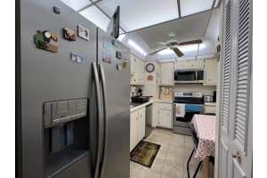 5600 N Flagler Drive 802, West Palm Beach, FL 33407 Sold 10/21/24