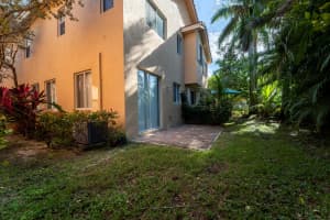 3239 Scarletta Drive, West Palm Beach, FL 33404 Sold 04/23/24
