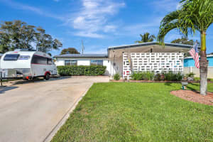 759 Hibiscus Drive, Royal Palm Beach, FL 33411 Sold 05/08/24