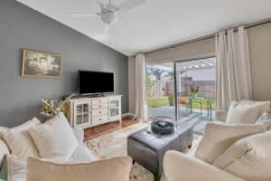 112 Oakwood Drive, Jupiter, FL 33458 Sold 04/23/24